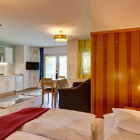 度假居 In With Swimming Pool *