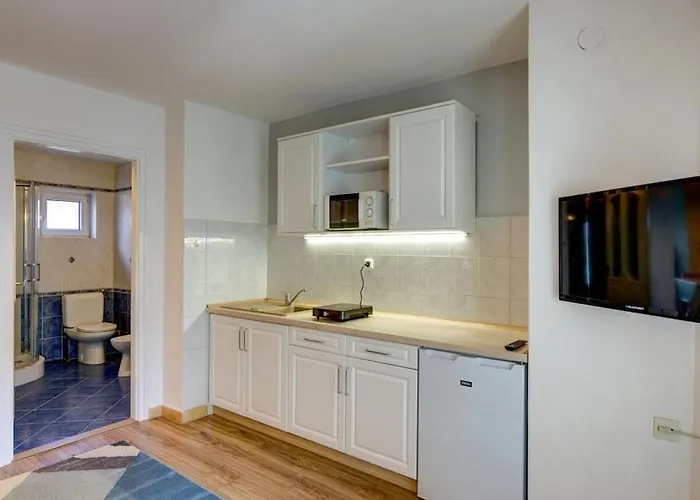 펜션 In With Swimming Pool *